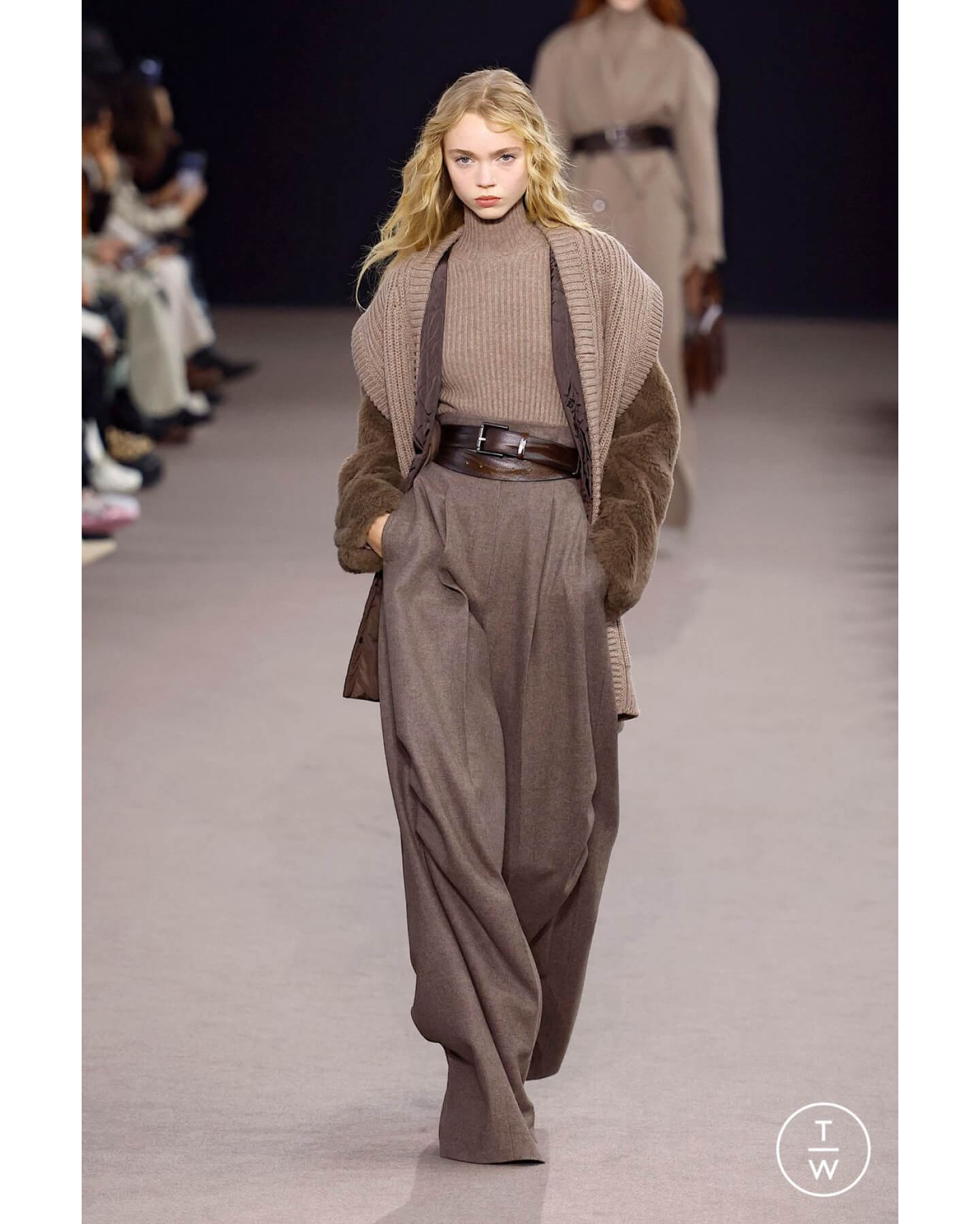 Max Mara (Tagwalk)