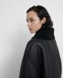 LOULOU STUDIO Кожаное пальто Namo с шерстяной подкладкой, цвет черный - миниатюра 4