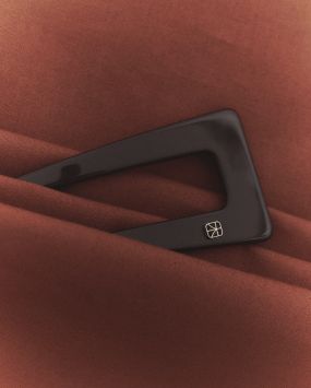 Шпилька Dark Chocolate