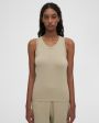 extreme cashmere Топ N°270 Vest, цвет молочный - миниатюра 8