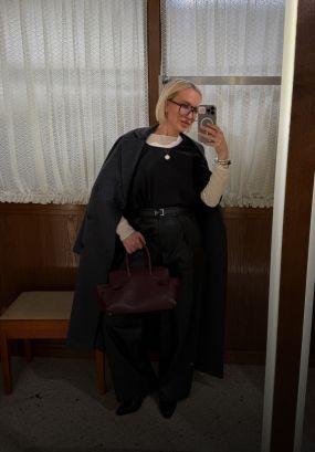 Стася Кульбацкая превращает базовые образы в вечерние Стася Кульбацкая превращает базовые образы в вечерние