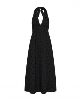 Платье с вышивкой