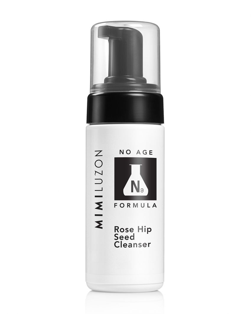 Очищающая пенка для лица с семенами шиповника Rose Cleanser Revive