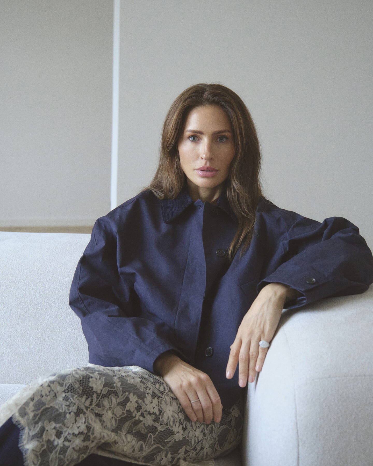 Куртка и брюки A.P.C., юбка Roseanna.