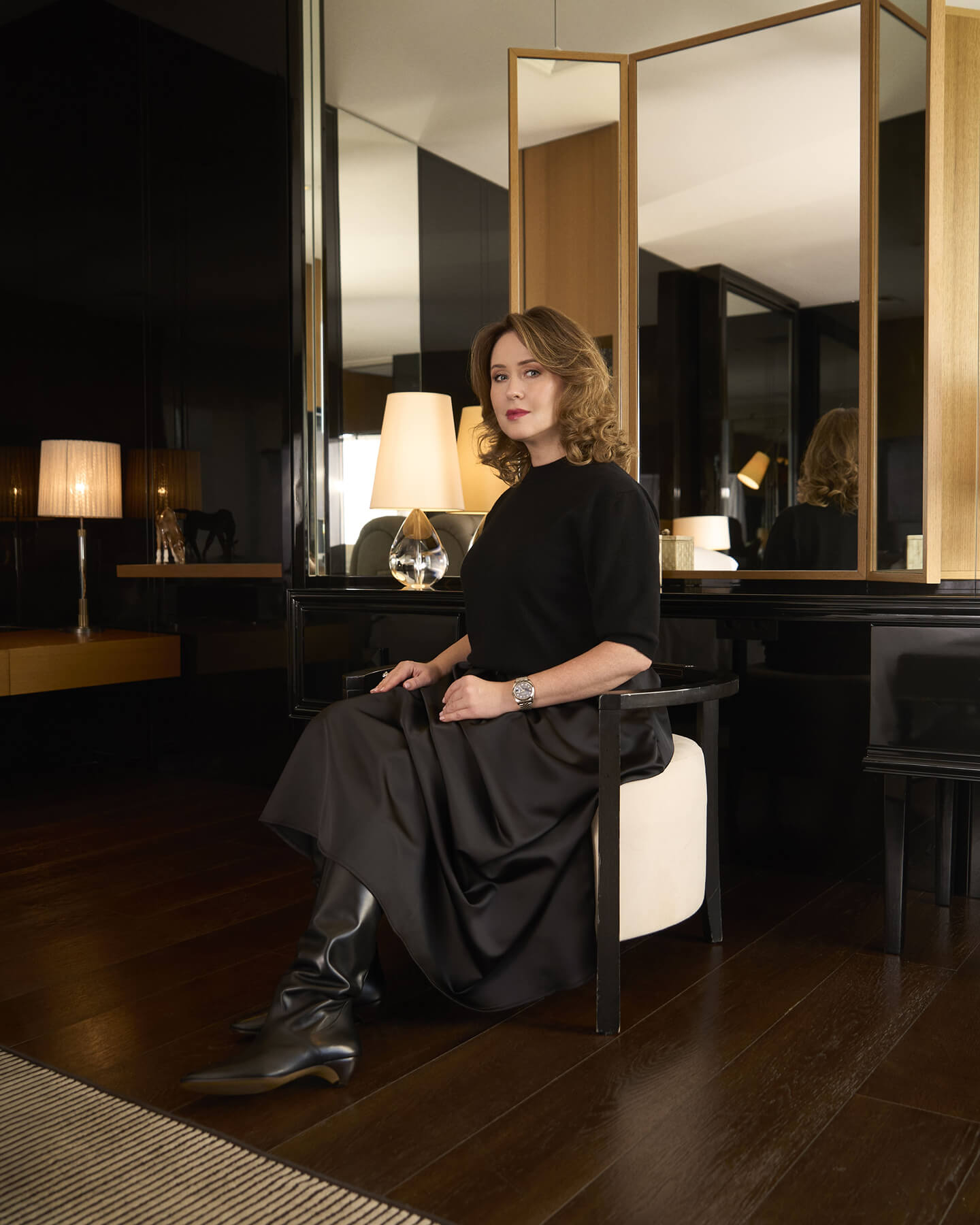 Джемпер Erika Cavallini, юбка Weill, сапоги Le Monde Béryl.