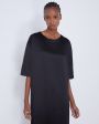 LOULOU STUDIO Атласное платье-футболка Tuga, цвет черный - миниатюра 5