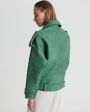Кожаная куртка оверсайз с эффектом потертости, цвет зеленый - миниатюра 5