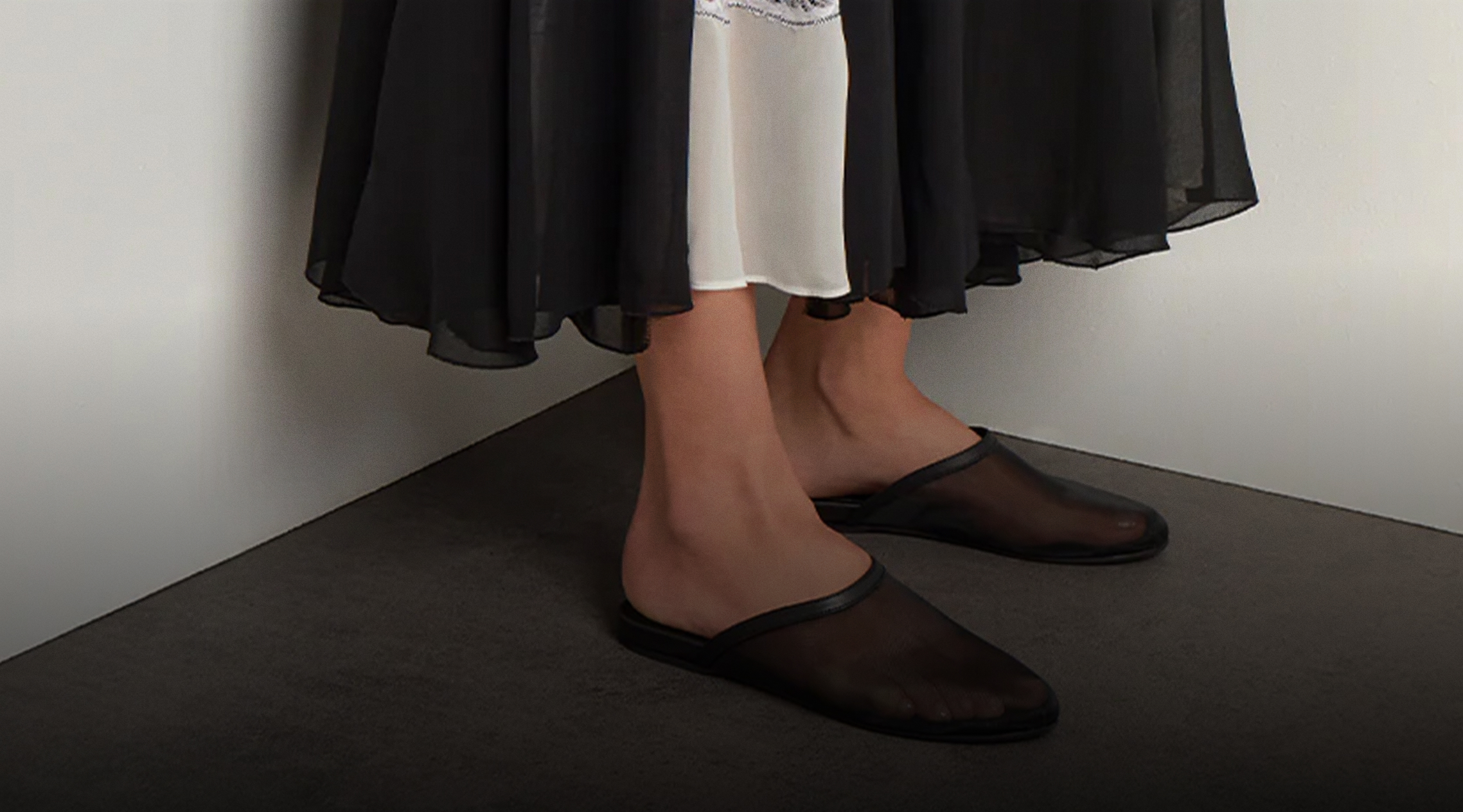 5 фактов о бренде Ancient Greek Sandals
