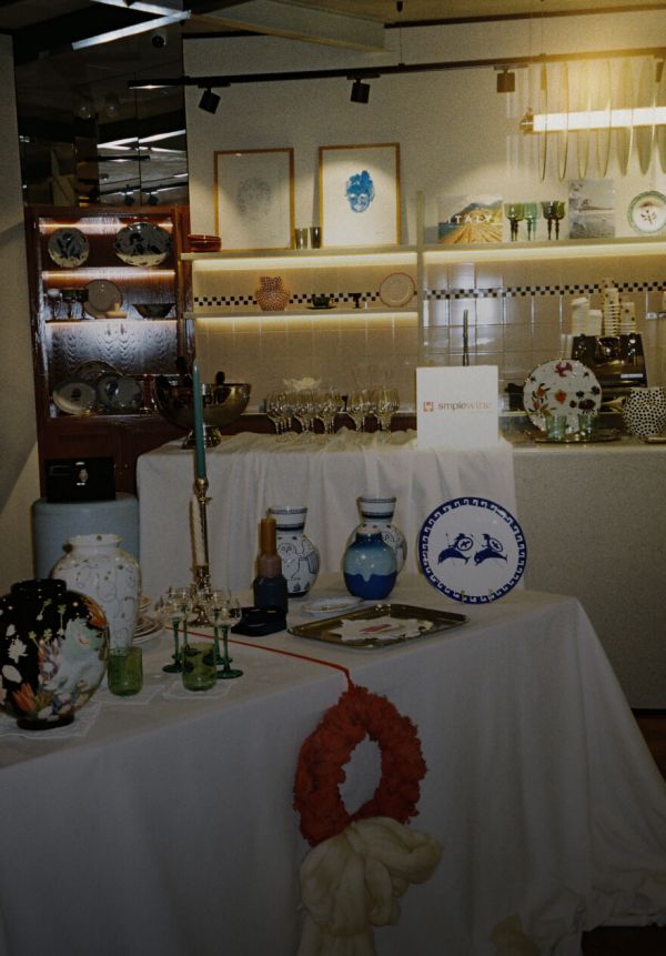 NUSELF x SAMPLE: открытие зимнего pop-up в бутике на Большой Никитской