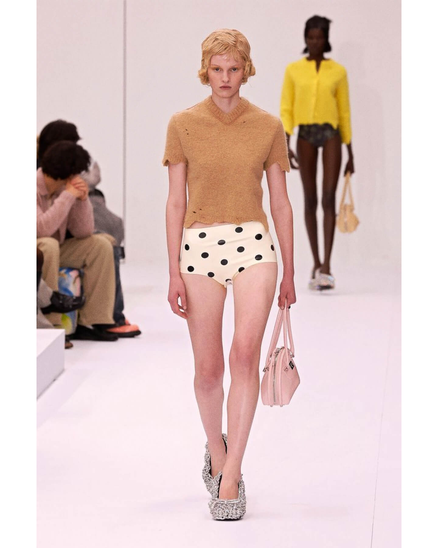 Acne Studios весна-лето-2025
